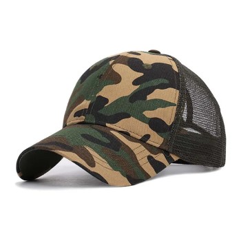 Casquette camo Woodland avec passage queue de cheval